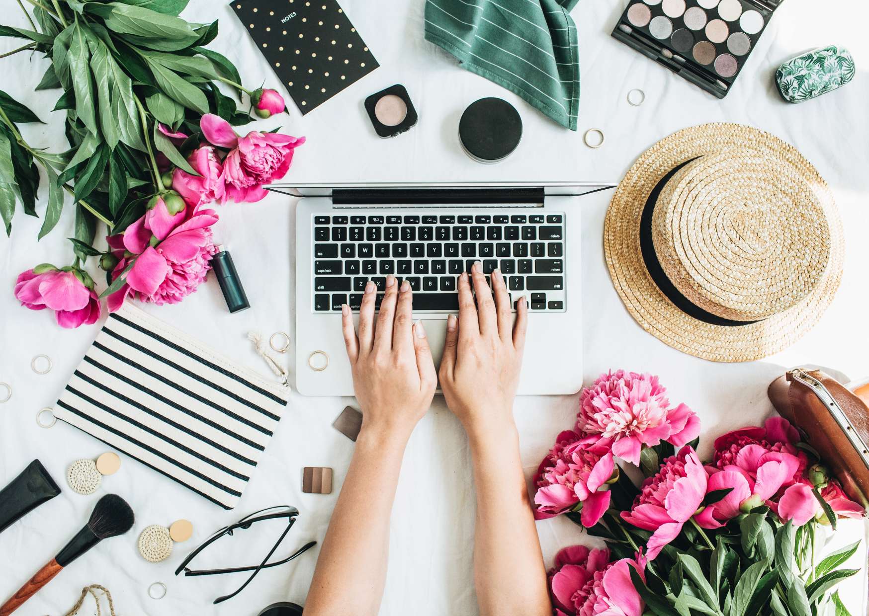 Fashion and Lifestyle Blogging Essentials