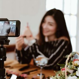 Universal Live Streaming Techniques